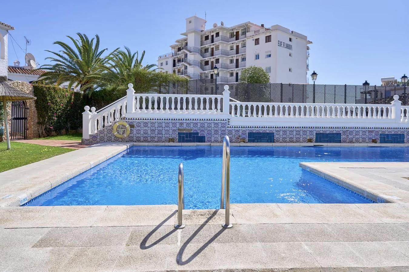 Casa Lena Town House With Pool Villa Nerja Bagian luar foto